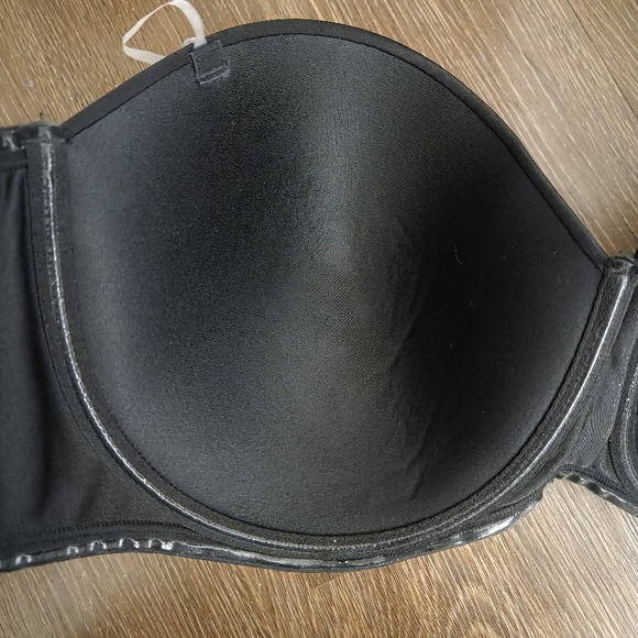 40 DD Vanity Fair underwire black bra New Without Tags - Picture 3 of 6